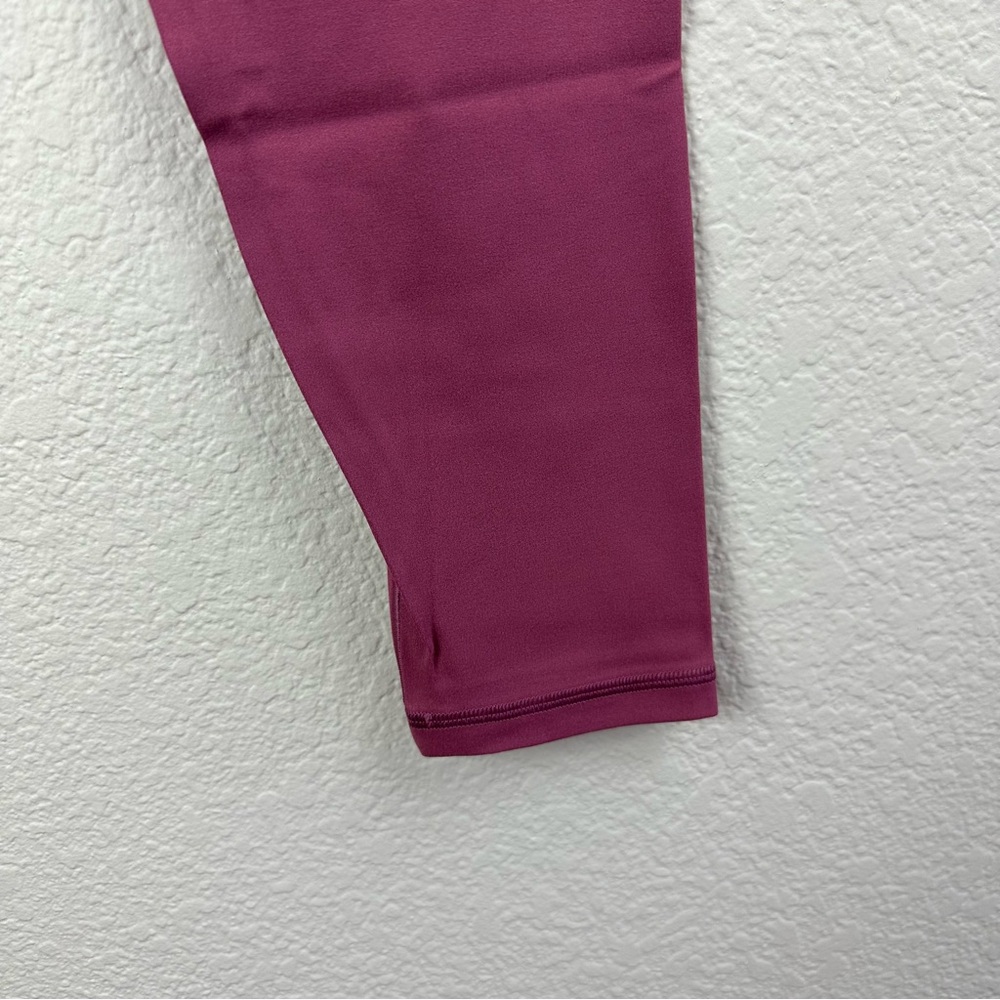OFFLINE Real Me High Waisted Crossover Legging - Picture 3 of 8